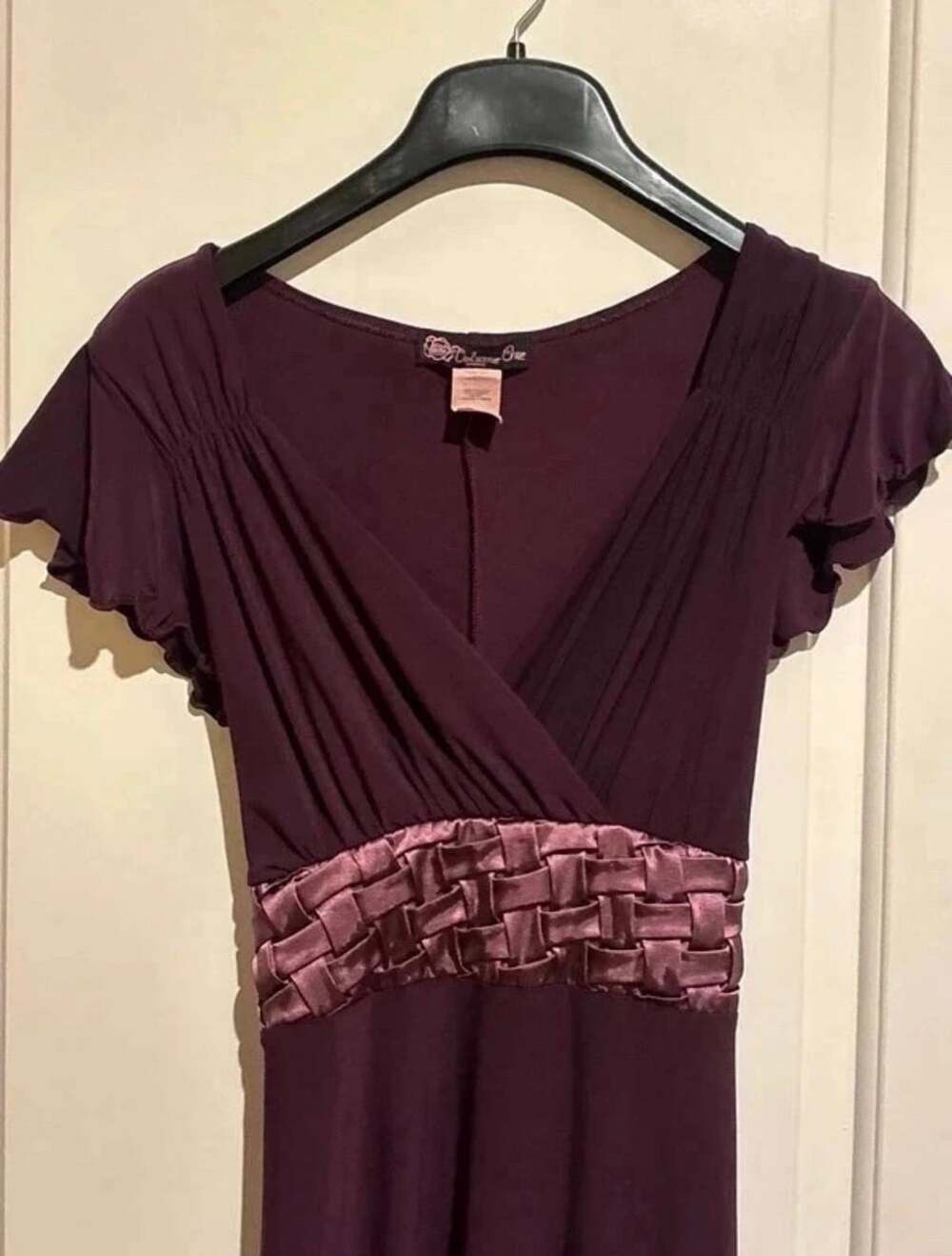 Volume One Dresses Dress Size M Purple Woven Waist Midi